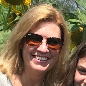 Meet your Posher, Sharon